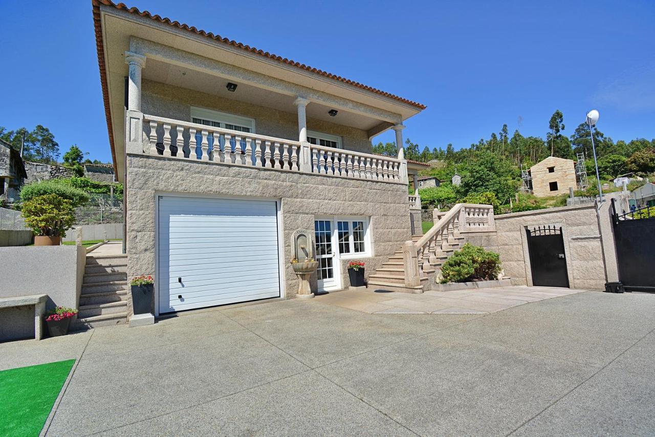 Galihost - A Casa De Otilia Villa Meano Exterior photo
